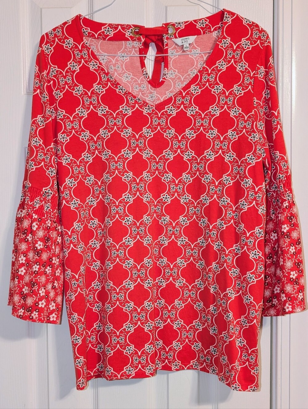 crown & ivy Bright Pink Patterned Bell-Sleeve Tunic Top